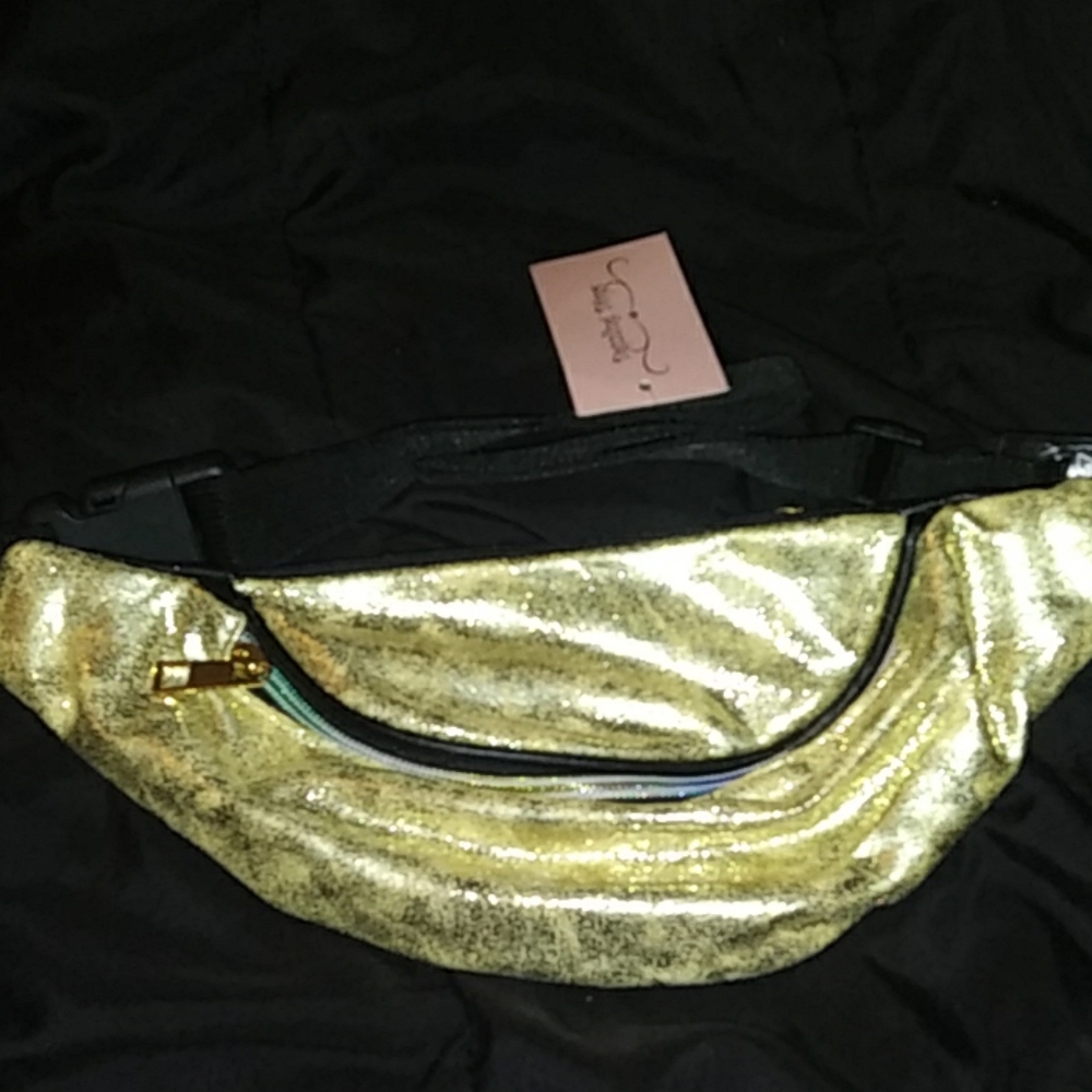 Fanny pack